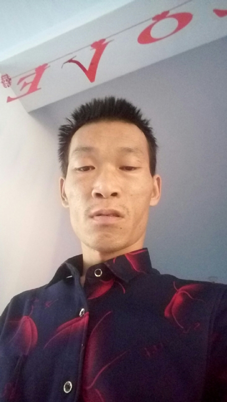 向阳的第一张照片--南昌相亲服务中心