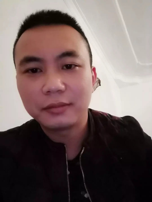 喜闻香气的第一张照片--南昌相亲服务中心