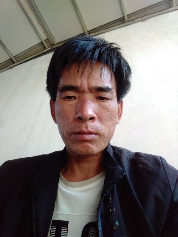 项斌的第一张照片--南昌相亲服务中心