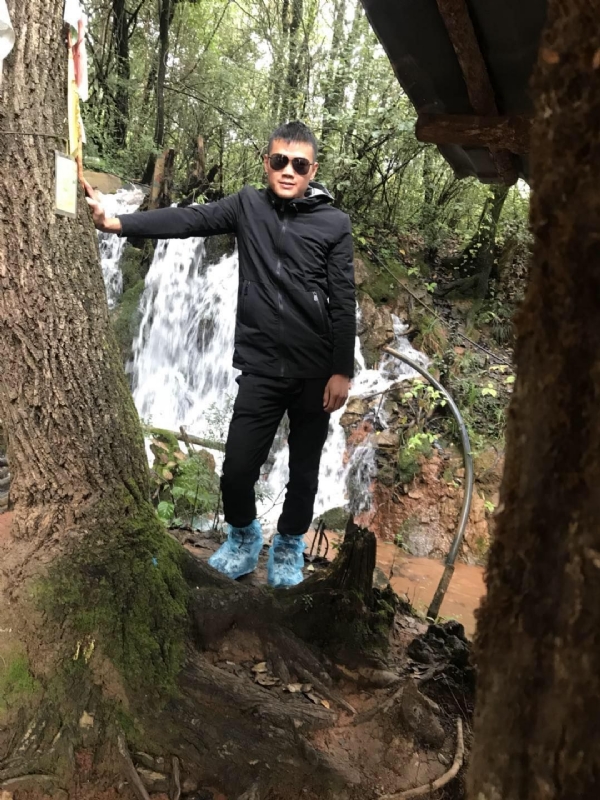 譕忄的第一张照片--南昌相亲服务中心