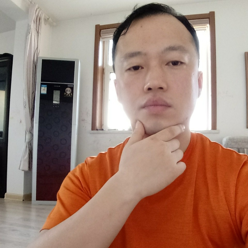 爱热闹的人的第一张照片--南昌相亲服务中心