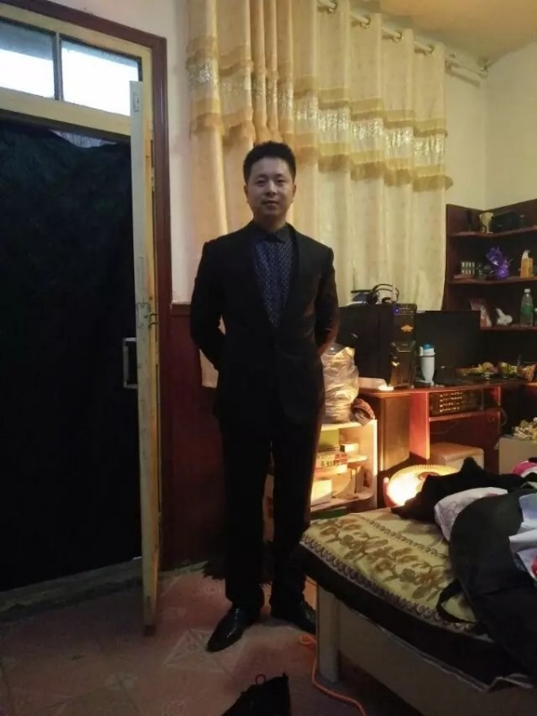 亮亮的第一张照片--南昌相亲服务中心