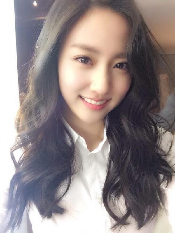 等爱的易微的第一张照片--南昌相亲服务中心