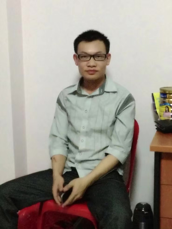 坚强不屈的第一张照片--南昌相亲服务中心