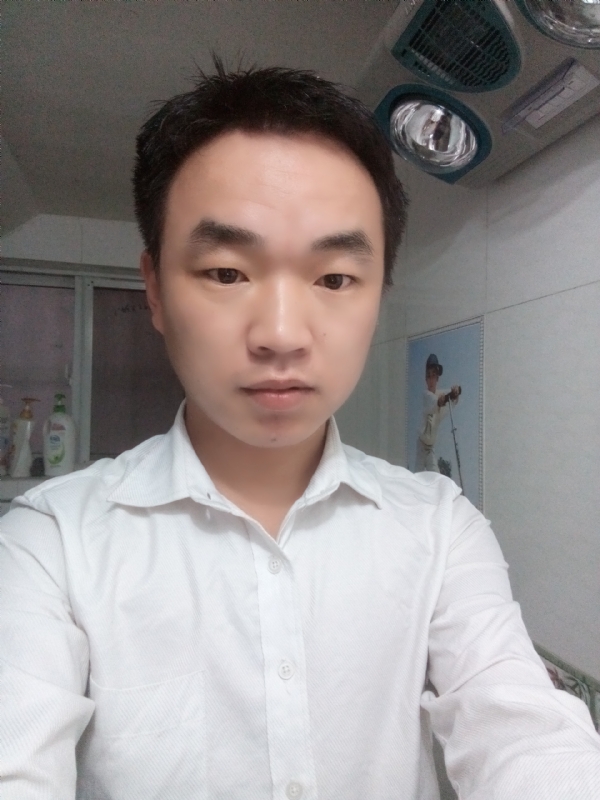 夜凉露沾衣的第二张照片--南昌相亲服务中心