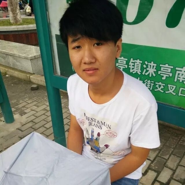 小丁的第一张照片--南昌相亲服务中心