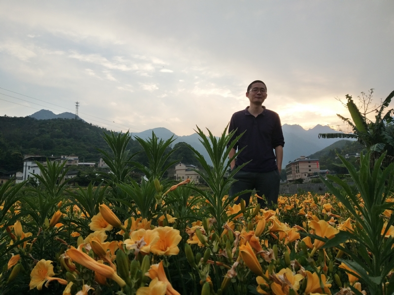 黄晓东的第一张照片--南昌相亲服务中心