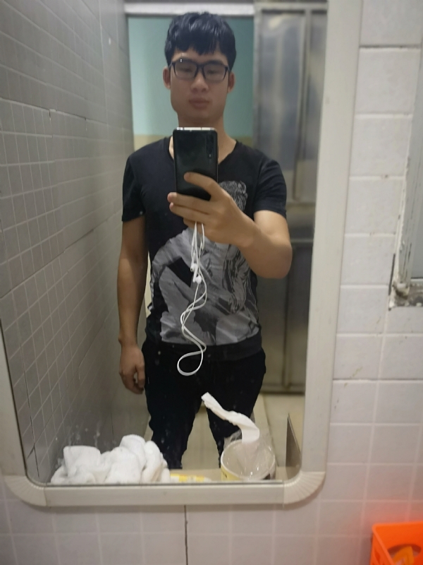 右手的执着的第一张照片--南昌相亲服务中心