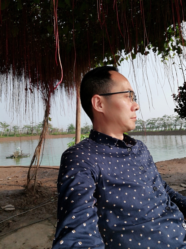 守望烟云的第一张照片--南昌相亲服务中心