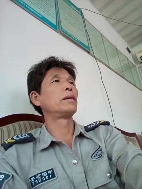 卧窗听雨的第一张照片--南昌相亲服务中心