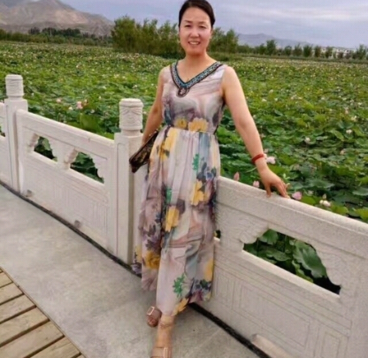 红叶的第一张照片--南昌相亲服务中心