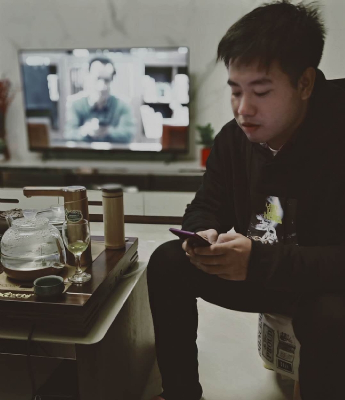 嗯今年能脱单吗的第一张照片--南昌相亲服务中心