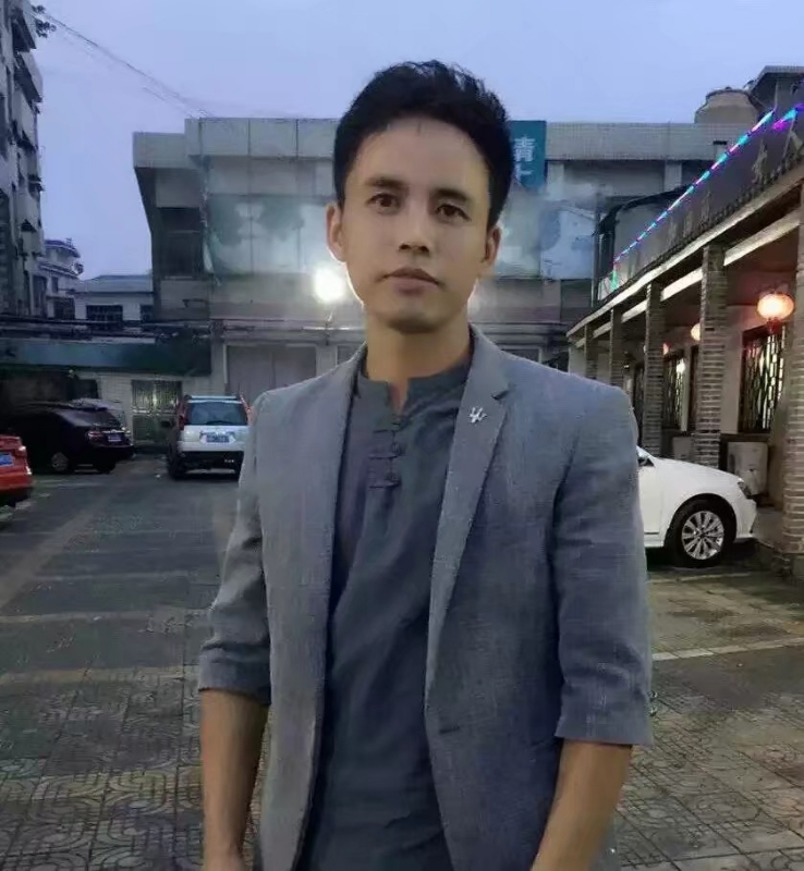 华谢的第一张照片--南昌相亲服务中心