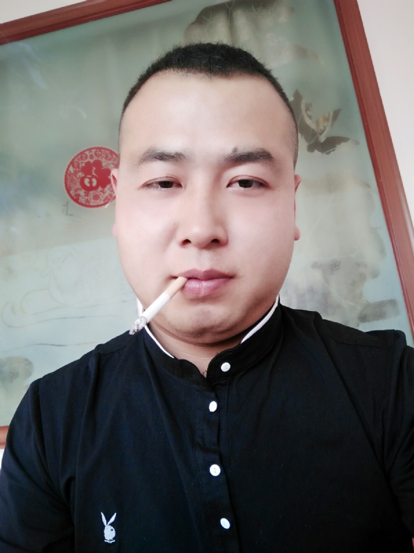 贰爺的第一张照片--南昌相亲服务中心