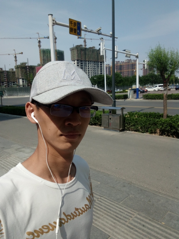 挥一挥手什么都没有的第一张照片--南昌相亲服务中心