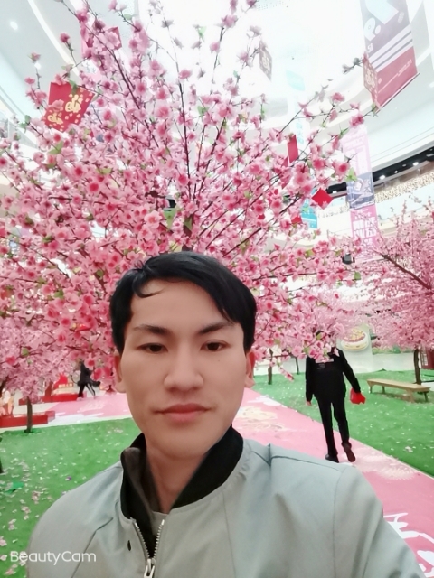 单身一人的第二张照片--南昌相亲服务中心