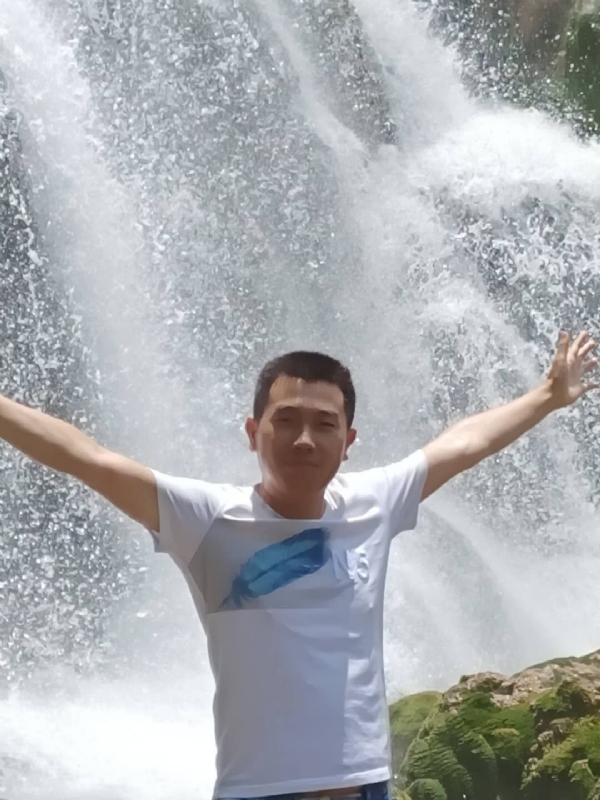 挪威森林的第一张照片--南昌相亲服务中心