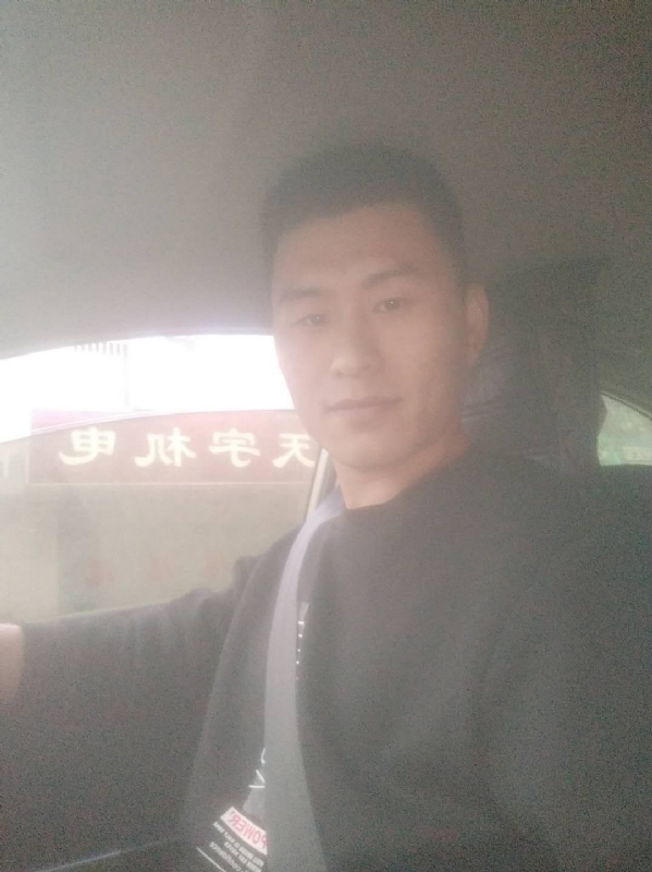 老鼠爱上猫的第一张照片--南昌相亲服务中心