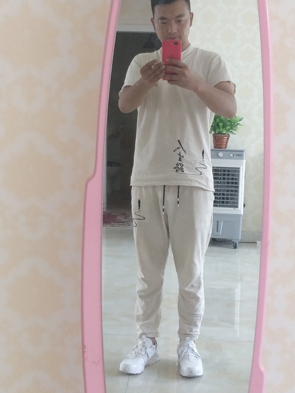 一天一根烟的第二张照片--南昌相亲服务中心