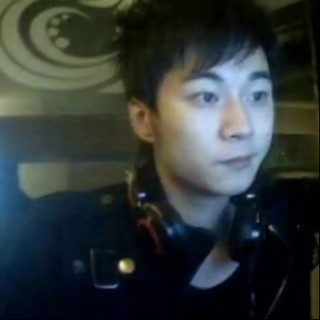 深夜人的第一张照片--南昌相亲服务中心