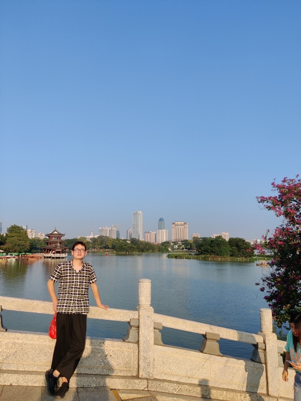 萍水相逢晏的第一张照片--南昌相亲服务中心