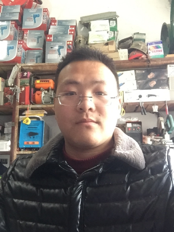 鼎福的第一张照片--南昌相亲服务中心