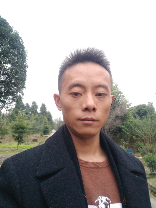 携手白头的第二张照片--南昌相亲服务中心