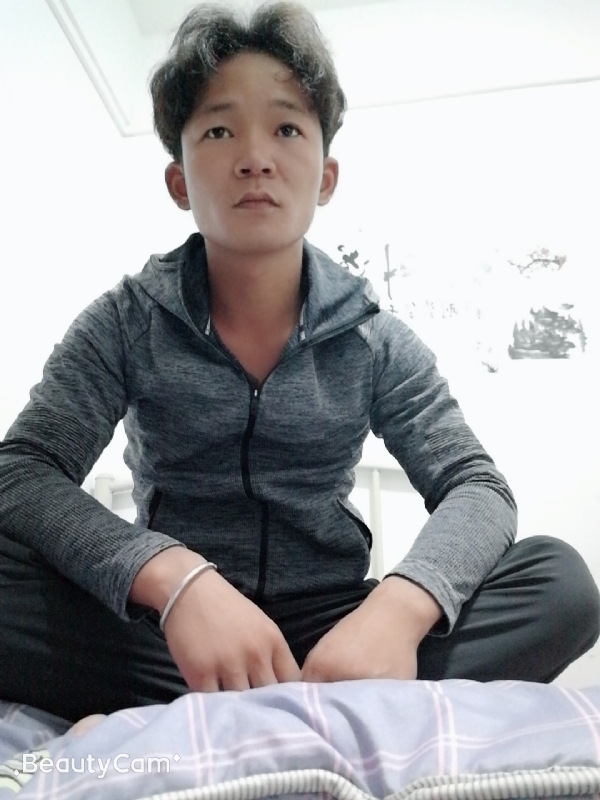 东浩学长的第一张照片--南昌相亲服务中心