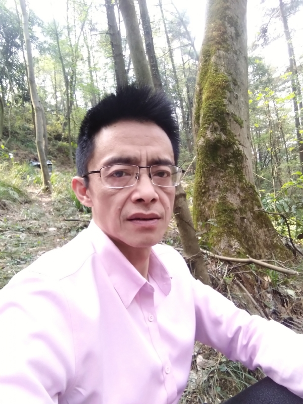 吴彬的第一张照片--南昌相亲服务中心