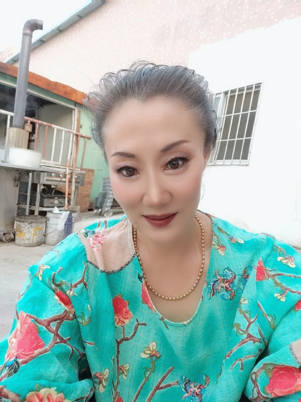燕子的第三张照片--南昌相亲服务中心