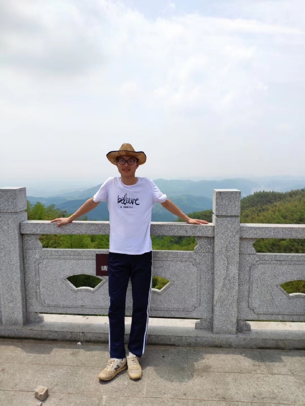 华华的第四张照片--南昌相亲服务中心