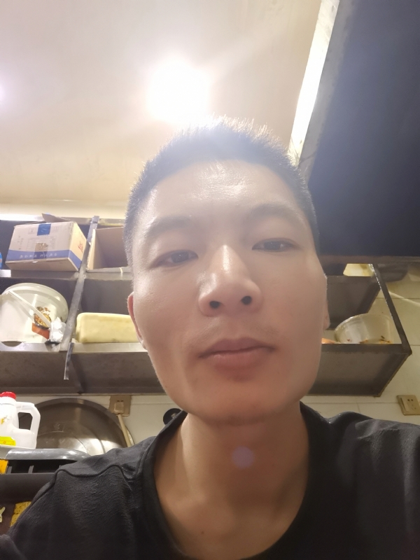 邹先生的第二张照片--南昌相亲服务中心