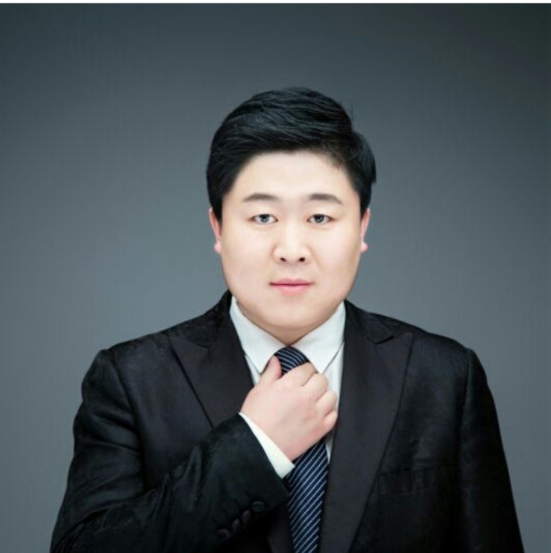 迷途小书童的第一张照片--南昌相亲服务中心