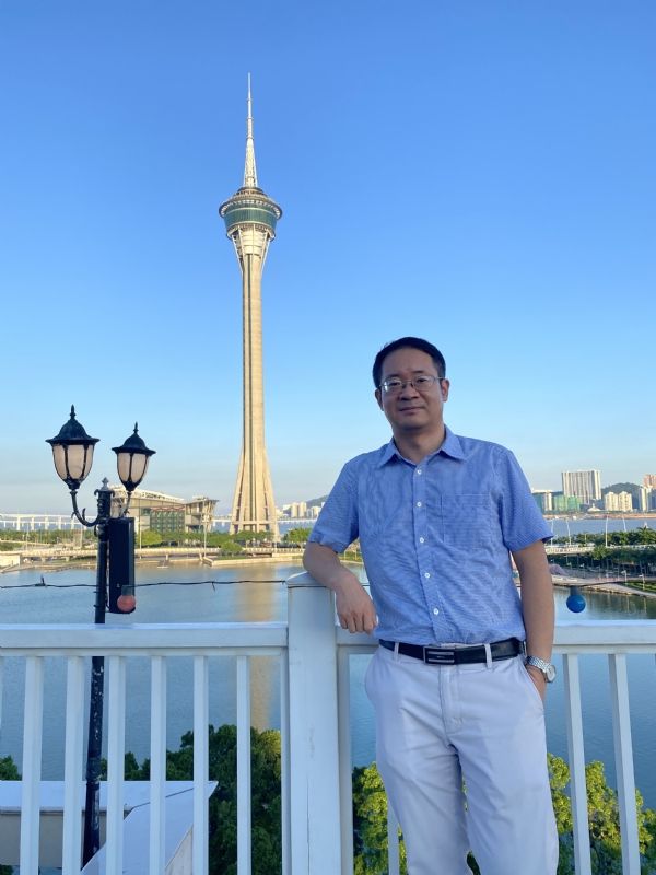 Yangyi的第三张照片--南昌相亲服务中心