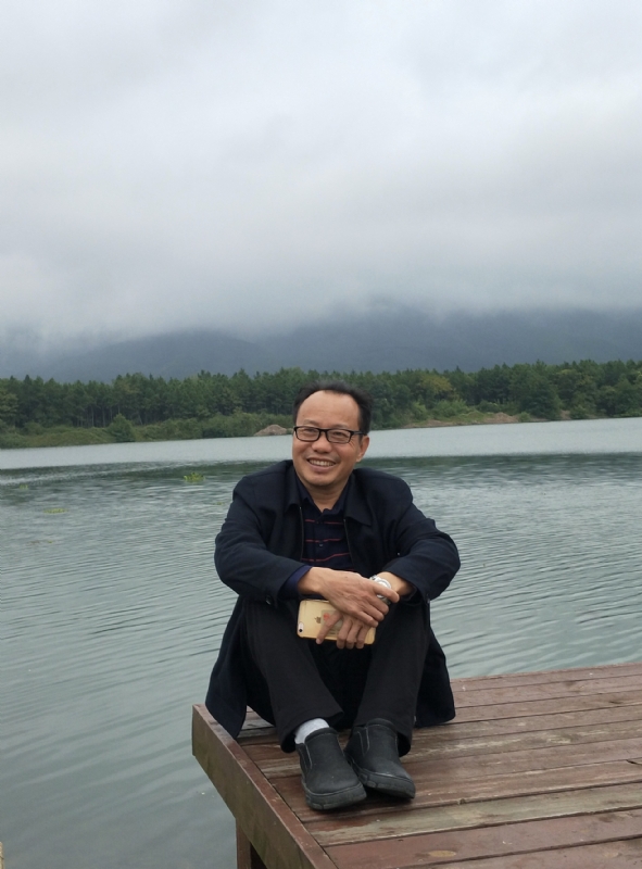 老牛的第一张照片--南昌相亲服务中心