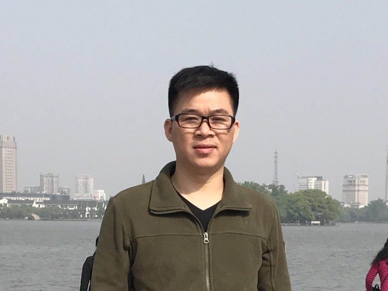 孔雀鱼的第一张照片--南昌相亲服务中心