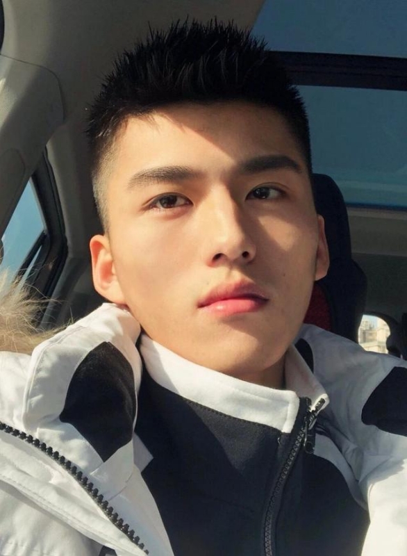 飞翔的第一张照片--南昌相亲服务中心