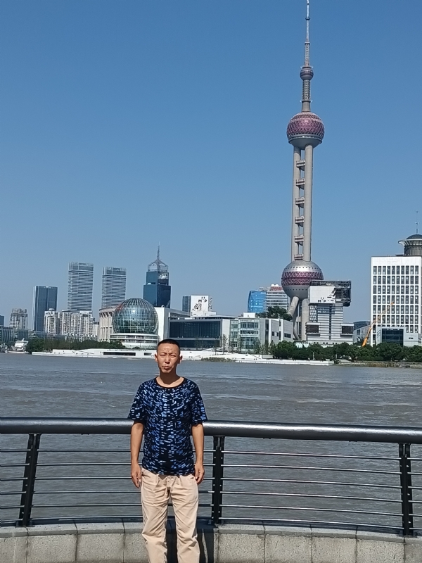 伪装浪漫的第一张照片--南昌相亲服务中心