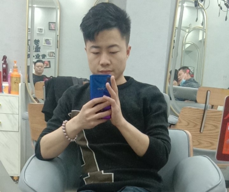 无法自拔的第一张照片--南昌相亲服务中心