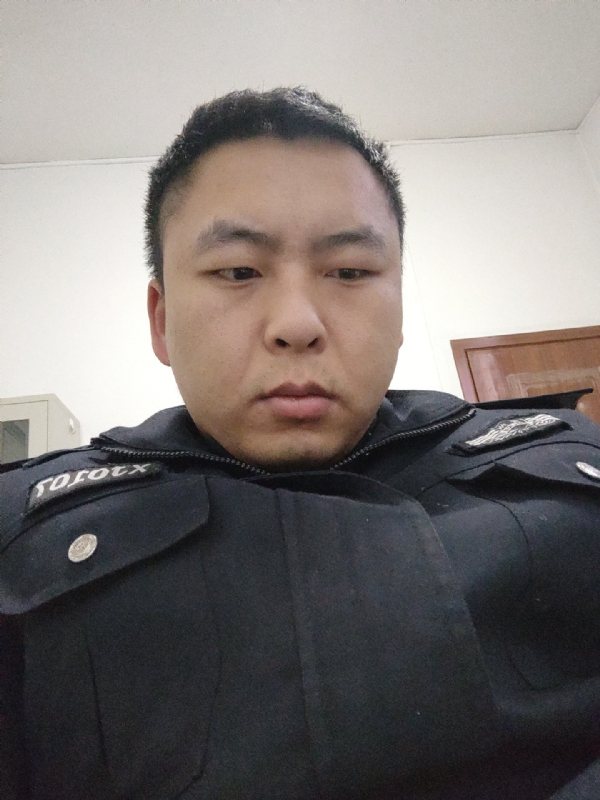 好纠结的第一张照片--南昌相亲服务中心
