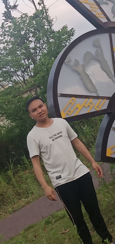 愉快的阳光的第一张照片--南昌相亲服务中心