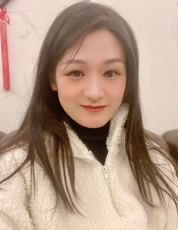 盧盈穎的第二张照片--南昌相亲服务中心