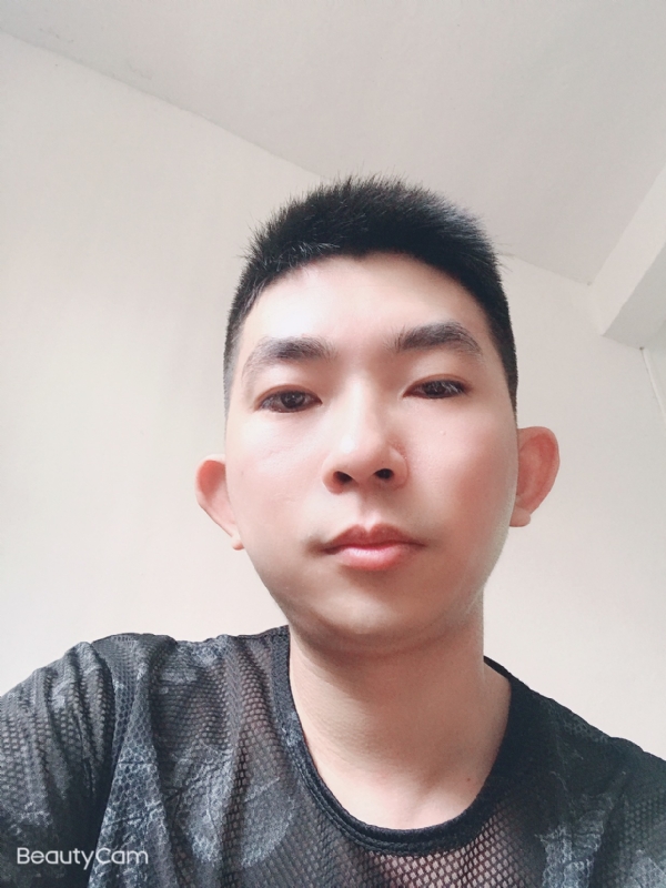 诚恳的第一张照片--南昌相亲服务中心