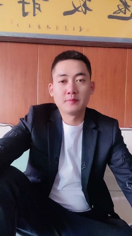 李泽胜的第一张照片--南昌相亲服务中心
