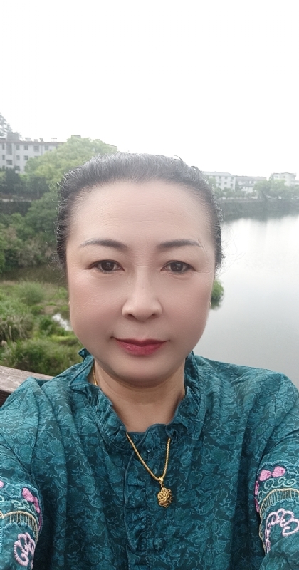雨中情的第二张照片--南昌相亲服务中心