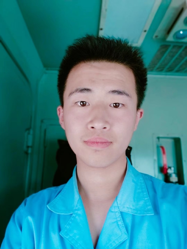 生而为人的第四张照片--南昌相亲服务中心