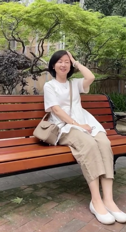 千年老母猪的第三张照片--南昌相亲服务中心