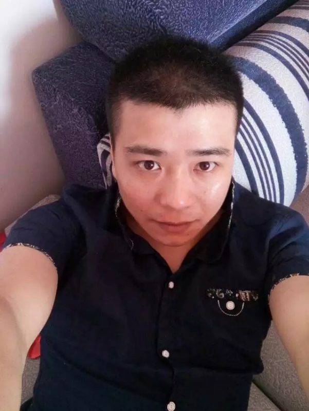 漫步的面包的第一张照片--南昌相亲服务中心