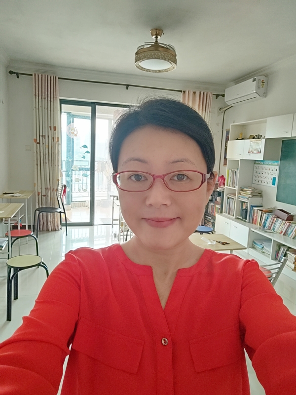 丽华的第二张照片--南昌相亲服务中心