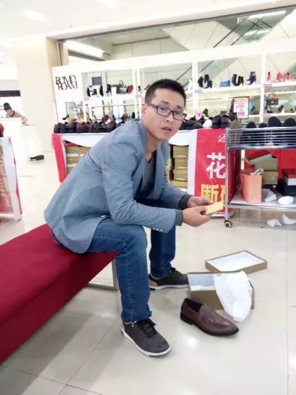 借我你的手的第一张照片--南昌相亲服务中心